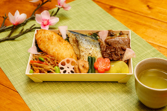 【春限定】鰆の木の芽味噌焼きと黒毛和牛すき焼き 江戸前ちば海苔弁