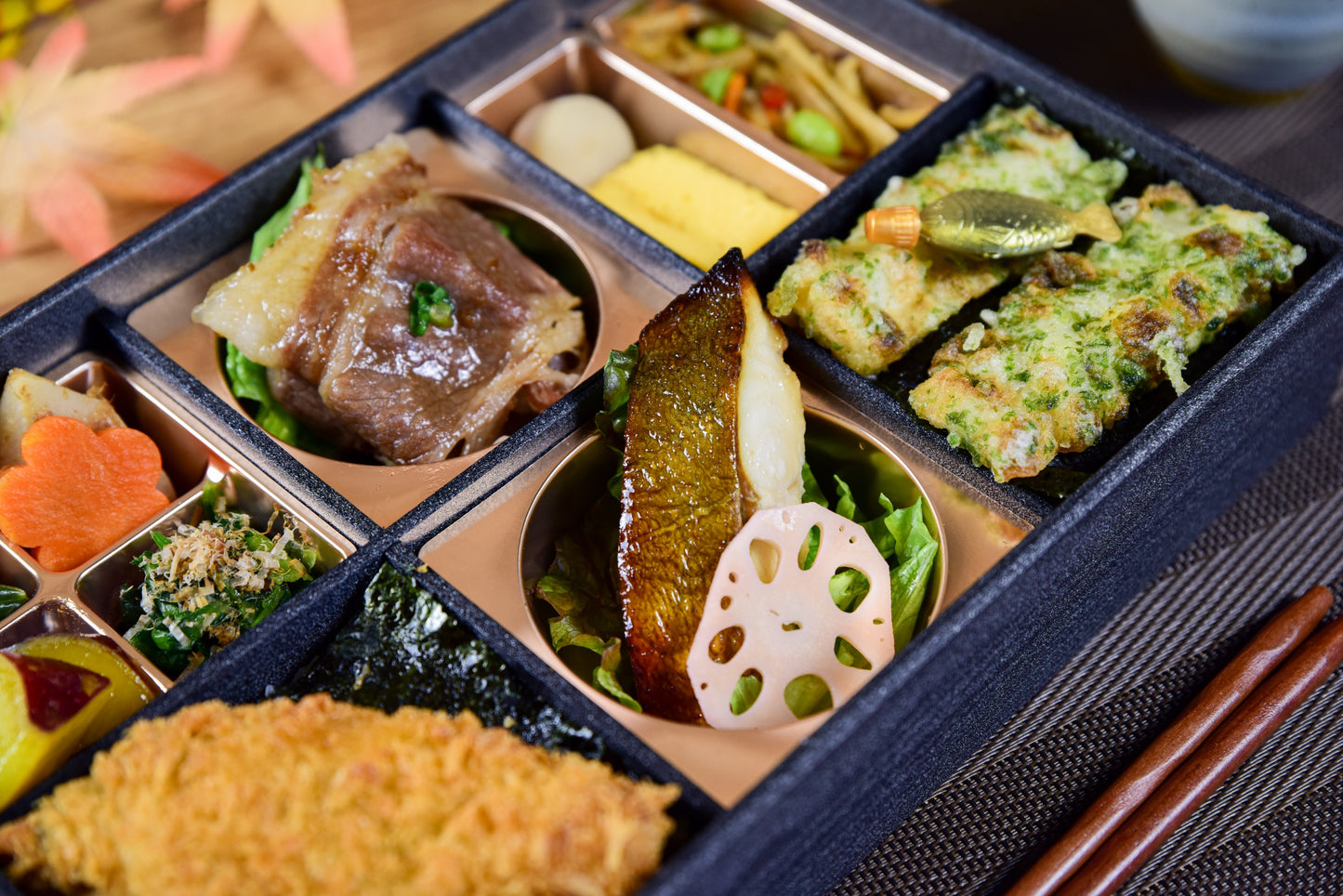 黒毛和牛すき焼きと銀ひらす西京焼き 江戸前ちば海苔御膳